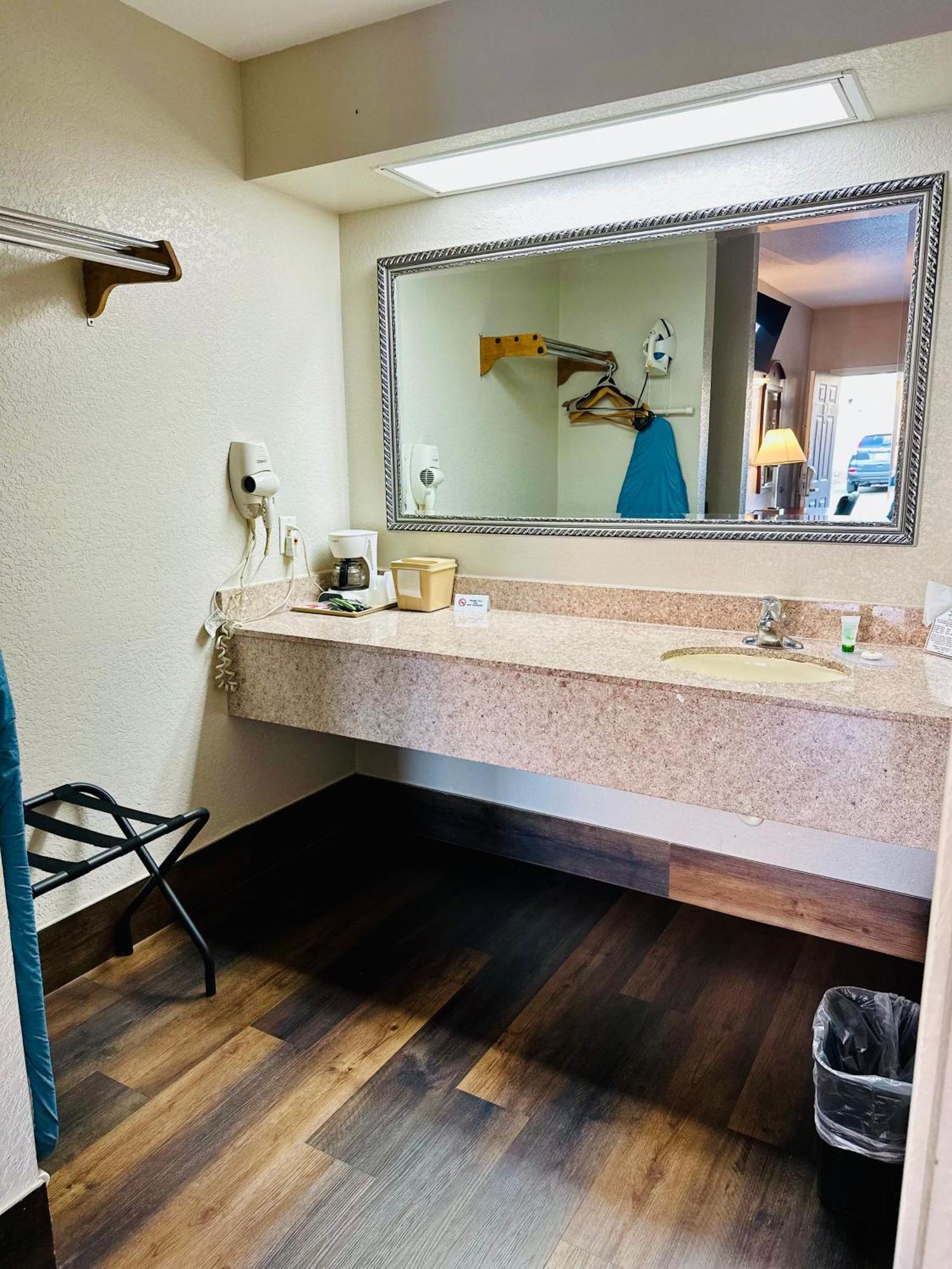 Magnolia Inn And Suites מראה חיצוני תמונה