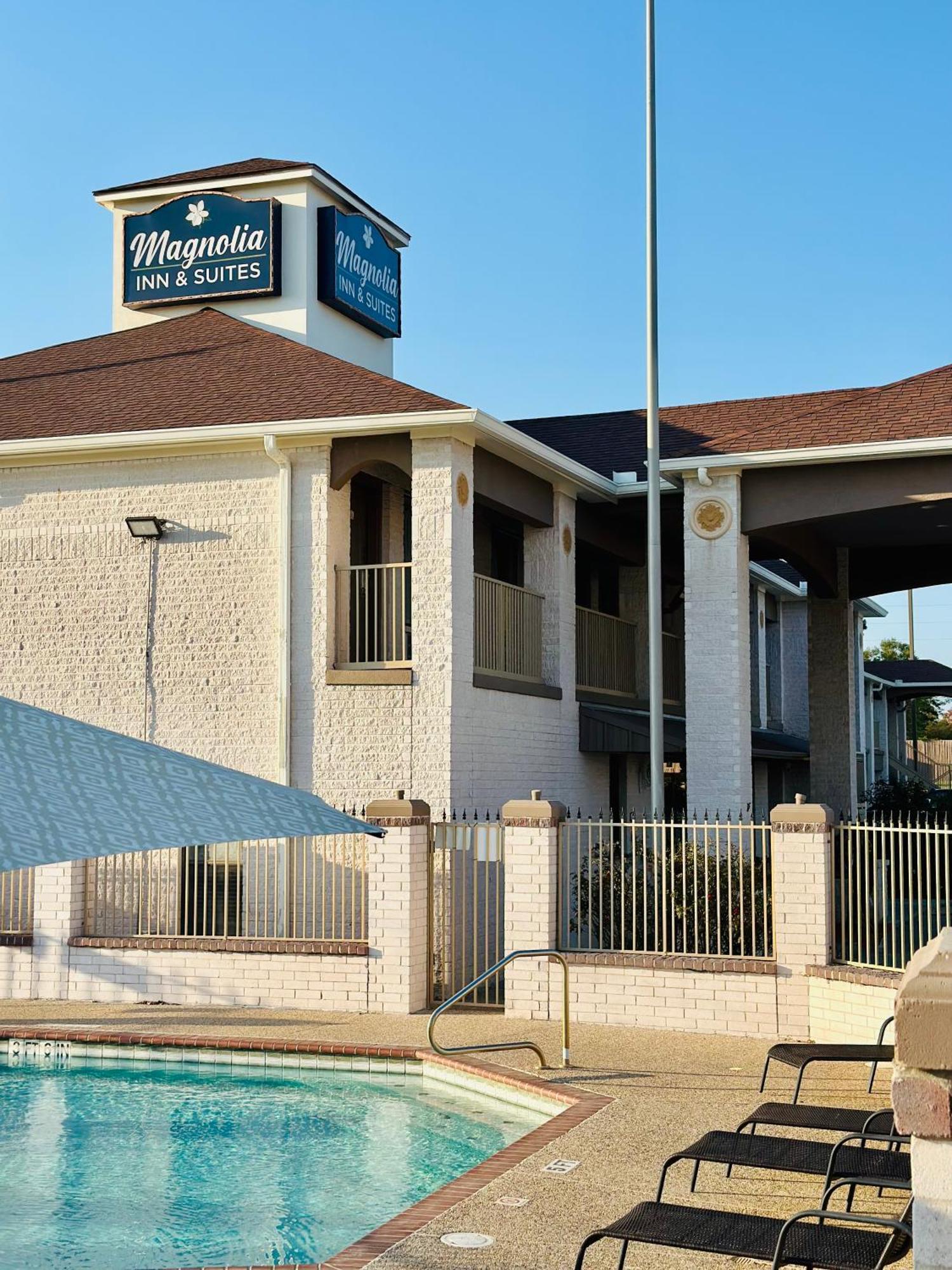 Magnolia Inn And Suites מראה חיצוני תמונה