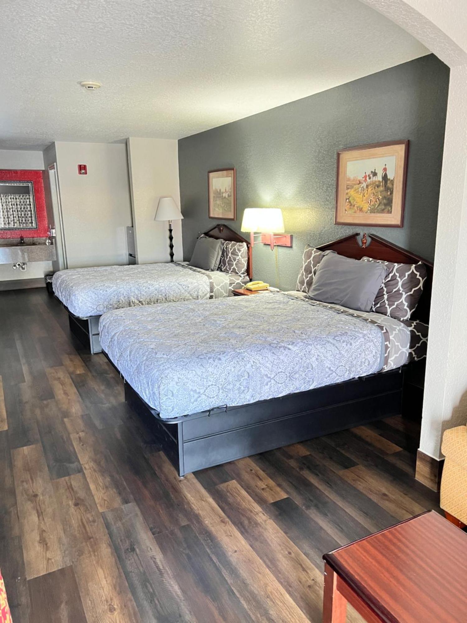 Magnolia Inn And Suites מראה חיצוני תמונה